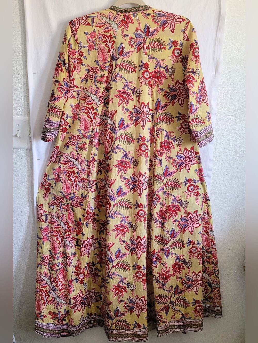 LALA Fashion.. Floral Button-Front Maxi Dress in Yellow and Pink 100% Cotton - Picture 3 of 8